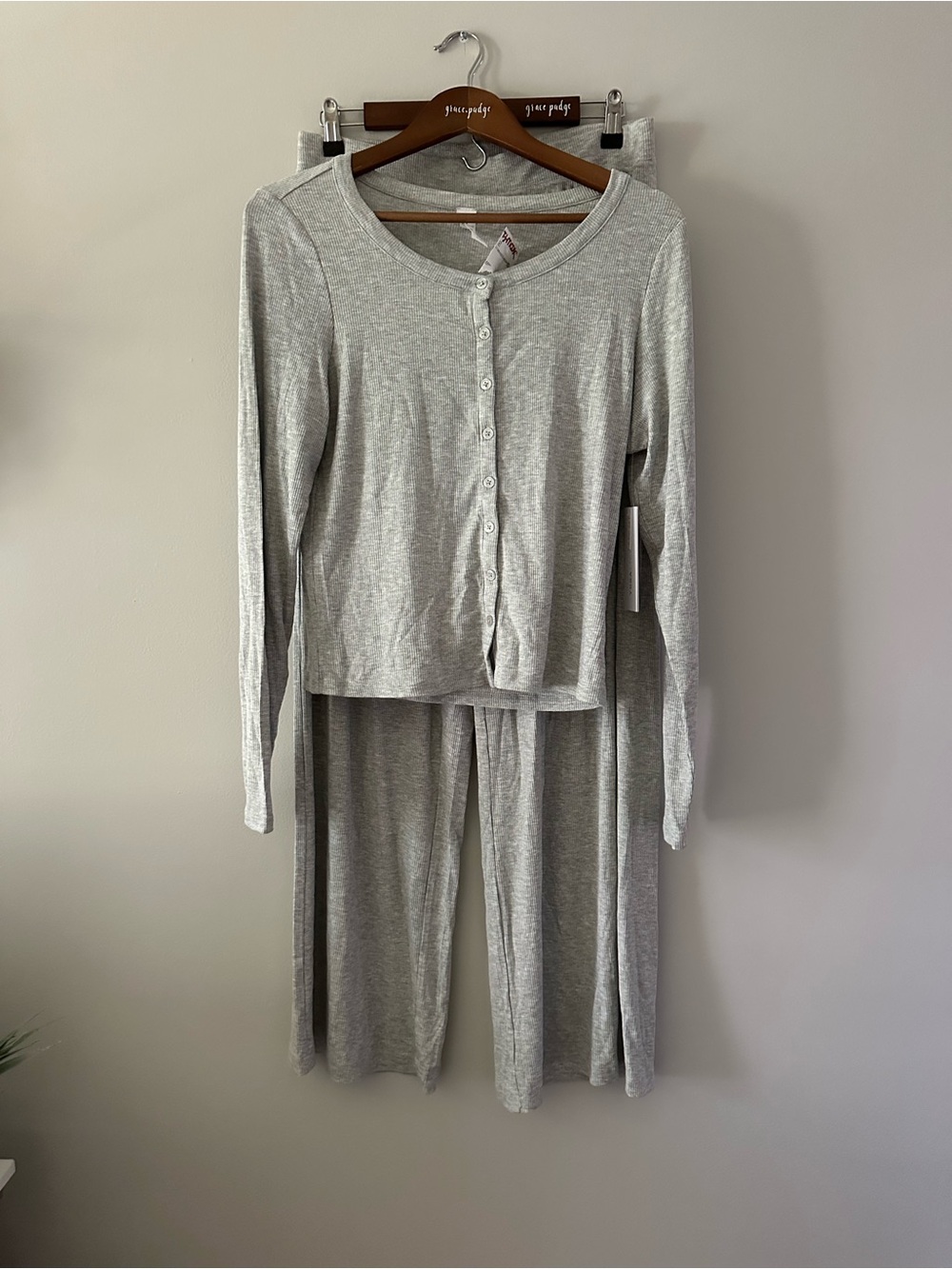 Yogalicious Light Gray Long-Sleeve Button-Front Pajama Set